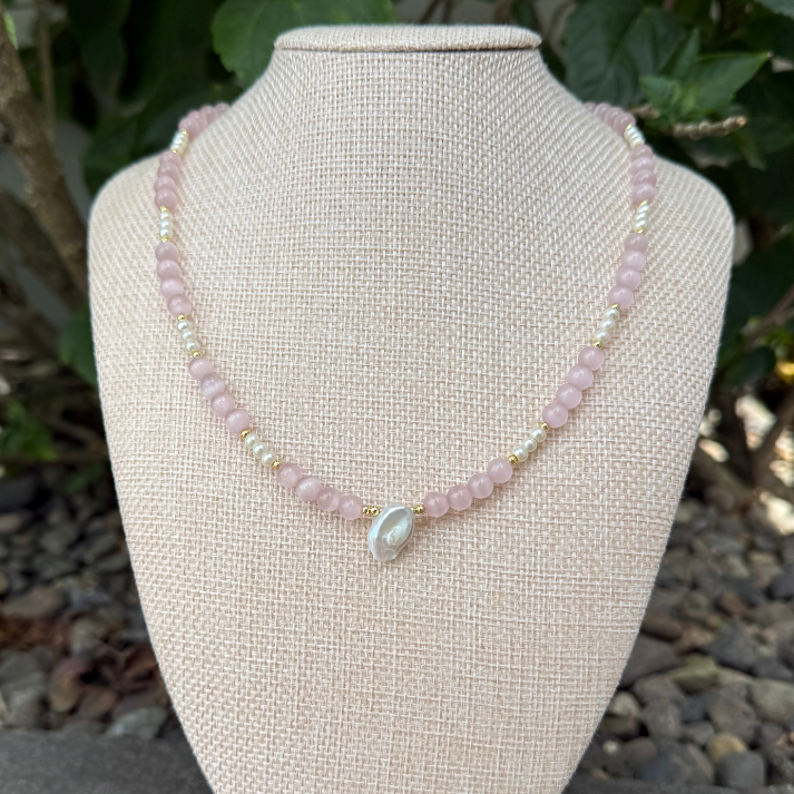 Rose quartz & Pearl Necklace