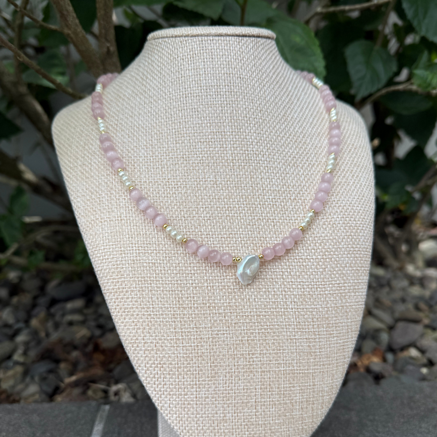 Rose quartz & Pearl Necklace